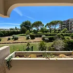 Апартаменты Le Maya - Avec Piscine Антиб